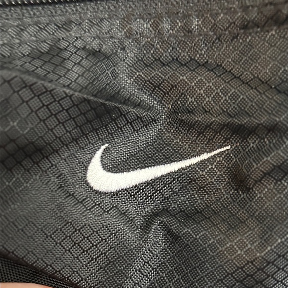 Unisex Nike Black Belt Bag - Picture 2 of 7